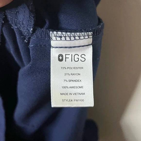 FIGS Casma 3 Pocket Navy Blue Scrub Top - Picture 11 of 11
